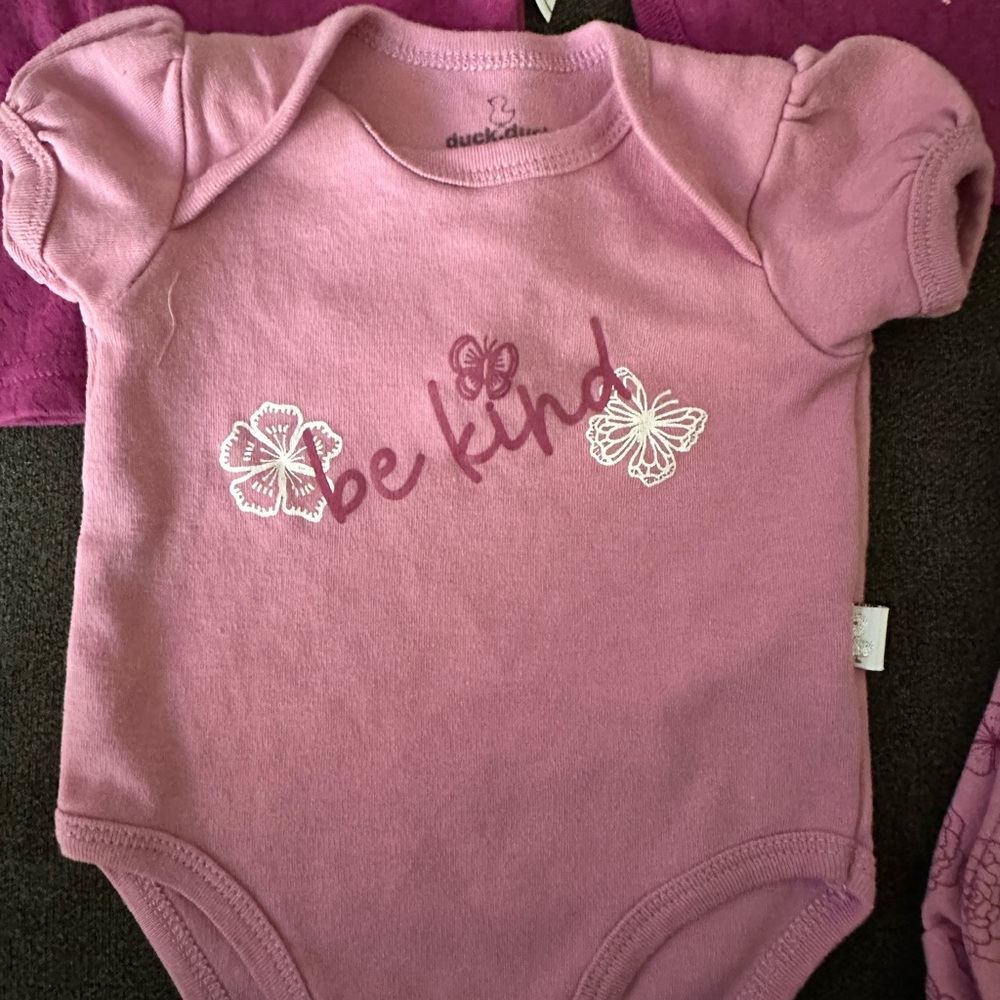 4 Piece Set Duck Duck Goose Babygirl Outfit 0-3mo - Picture 4 of 5